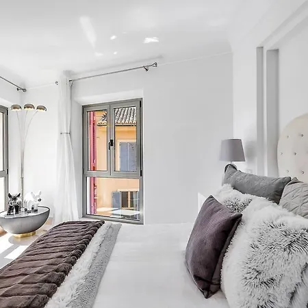 Yolo Spaces - Sotogrande Sea View Penthouse *