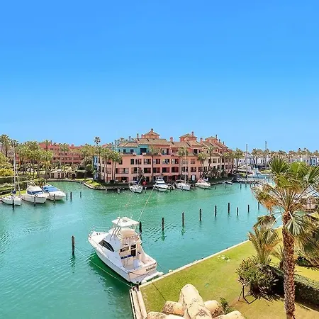 Yolo Spaces - Sotogrande Sea View Penthouse Apartment *