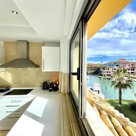 Yolo Spaces - Sotogrande Sea View Penthouse Apartment
