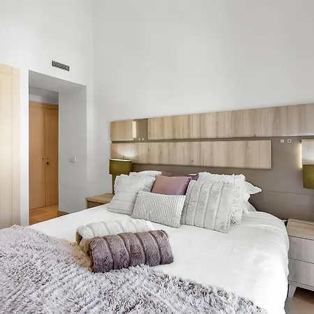 Yolo Spaces - Sotogrande Sea View Penthouse Apartment
