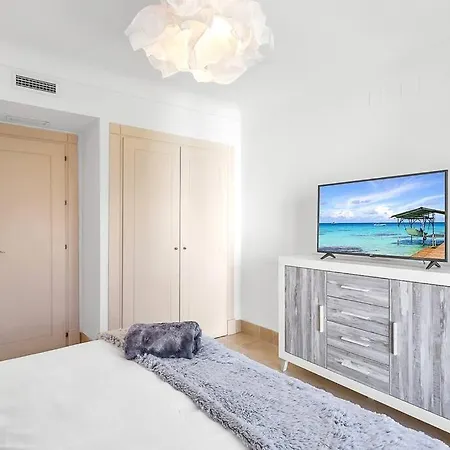 Yolo Spaces - Sotogrande Sea View Penthouse Apartment San Roque (Andalucia)