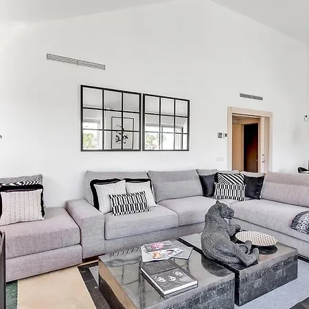 Yolo Spaces - Sotogrande Sea View Penthouse Apartment *