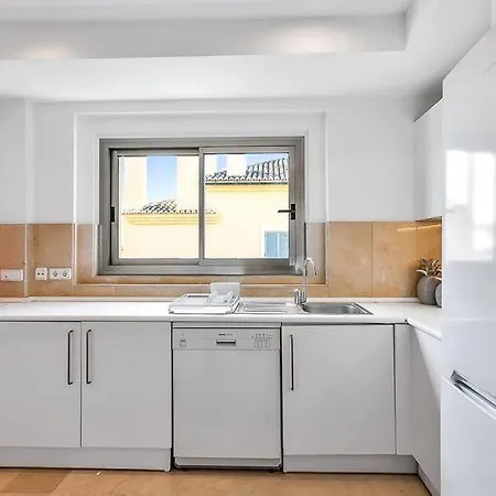 Yolo Spaces - Sotogrande Sea View Penthouse Apartment *
